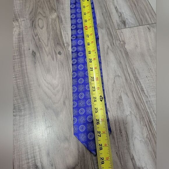 Paul fredrick necktie - Picture 3 of 7